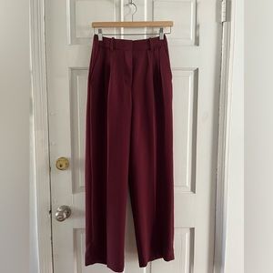 Aritzia Wilfred Effortless Pants in Spiced Burgundy Crepette, Size 2